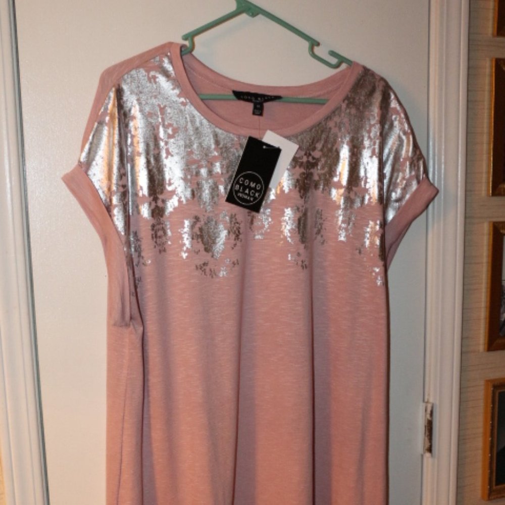 COMO BLACK WOMAN Pink/Silver NWT Tee - 1X